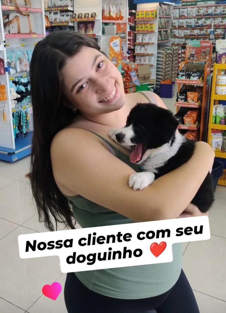 Cliente do canil Jackmel com seu filhote